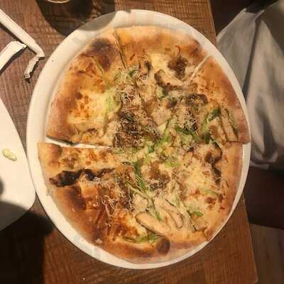 California Pizza Kitchen