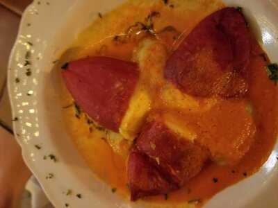 Tapas Y Tintos Midtown