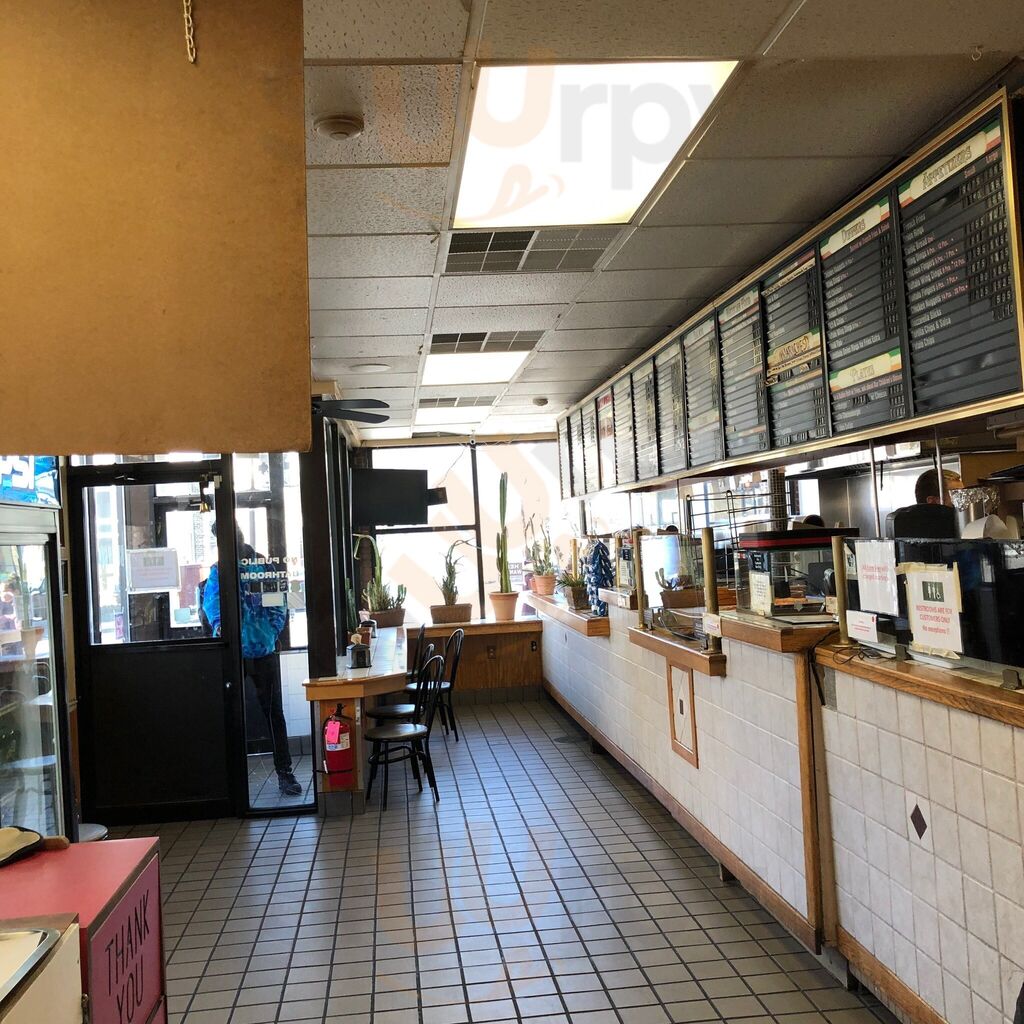 Romano's Pizzeria And Taqueria