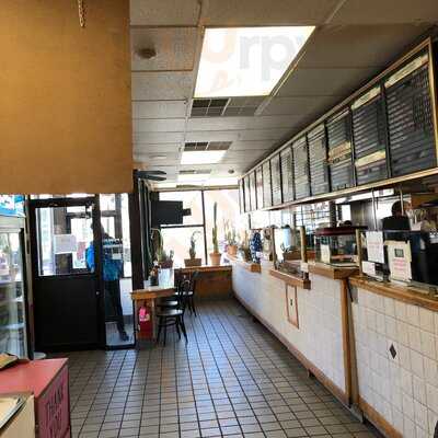 Romano's Pizzeria And Taqueria