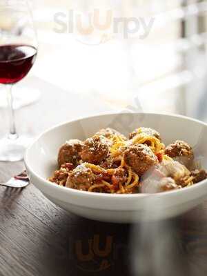 Romano's Macaroni Grill