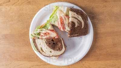 The Bostonian Market And Cafe