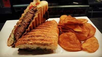 Circles Grill And Market