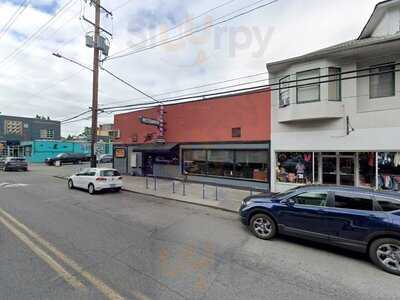 Holman's Bar & Grill