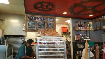 Spoke & Bird Cafe (south Loop)