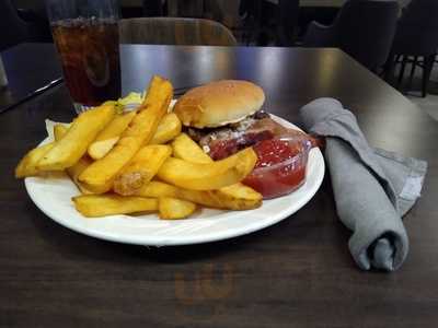 Jet Set Bar And Grill