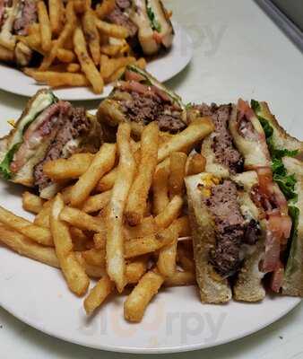 Grant Street Bar And Grill