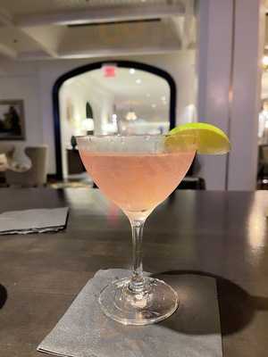 Trade Root Restaurant & Lounge, The Whitely Hotel