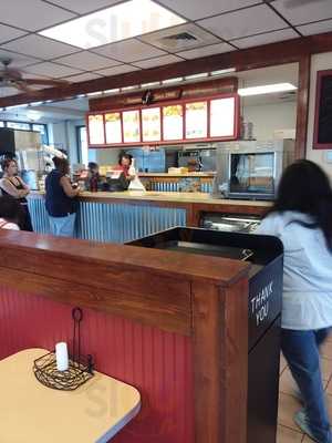 Lee's Famous Recipe Chicken