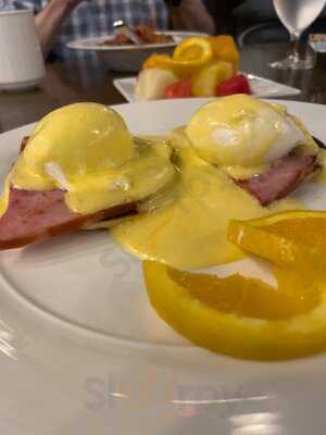 Quattro Trattoria + Pizzeria