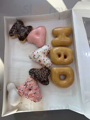 A & H Donuts