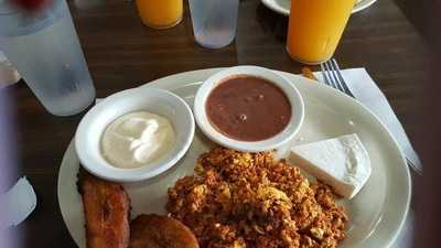 El Rinconcito Salvadoreno