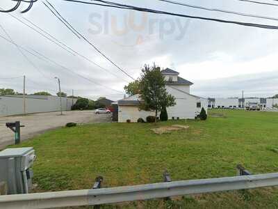 Bottoms Up Bar And Grill