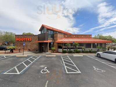 Hooters
