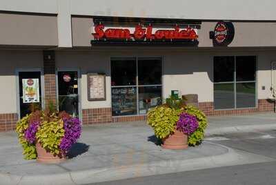 Sam & Louie's Italian Restaurant & New York Pizzeria