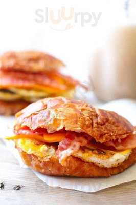 Lillie Mae's Southern Cafe