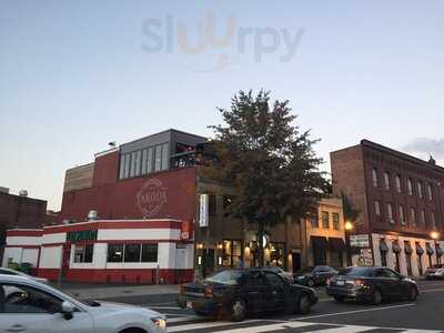 Takoda Restaurant And Beer Garden