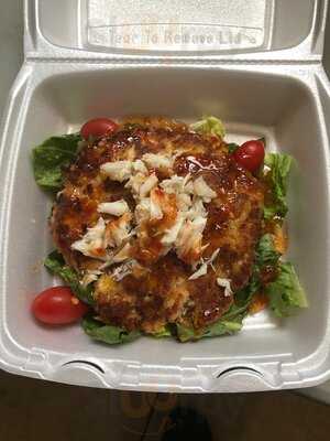 Peewee’s Crabcakes On The Go