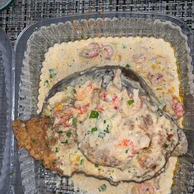 Peewee’s Crabcakes On The Go