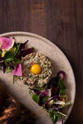 Eta Restaurant + Bar