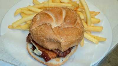 University Grill & Pizza