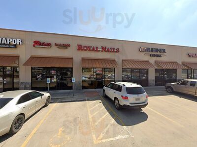 Sarikas's Thai And Sushi