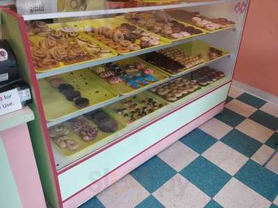 Riverside Donuts