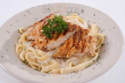 Sam & Louie's Italian Restaurant & New York Pizzeria