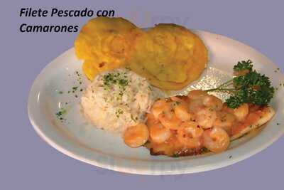 El Centroamericano Restaurant Y Liquor Bar