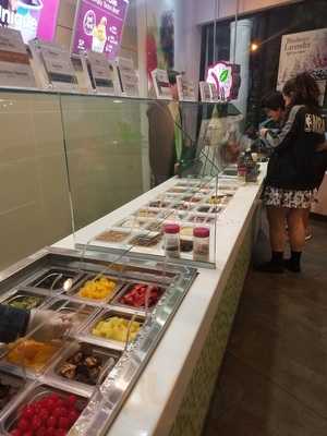 Yogurtland