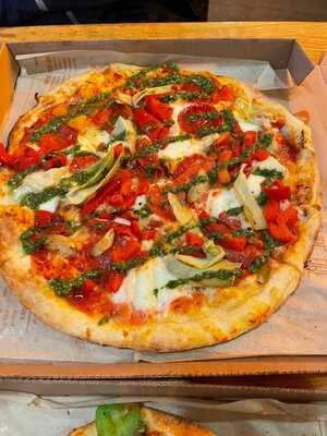 Blaze Pizza