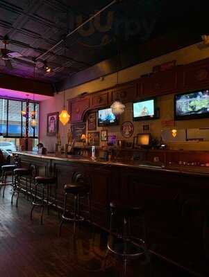 Moogy's Sandwich Shop