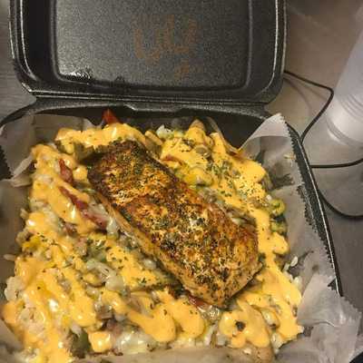 Boujetto's Bar & Grill