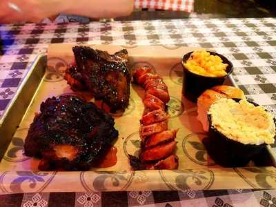 Flambeaux Smoke House & Bbq