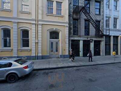 Flambeaux Smoke House & Bbq