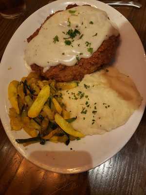 Stone Werks Big Rock Grille, Culebra Commons