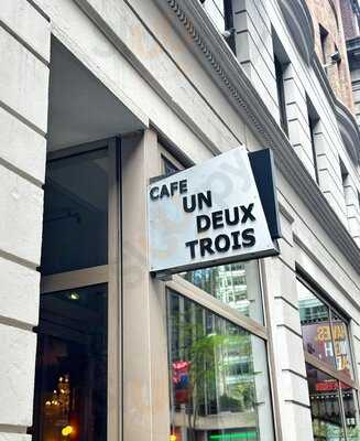 Cafe Un Deux Trois