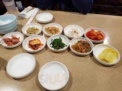 Dal Dong Nae Chicken & Hof Restaurant