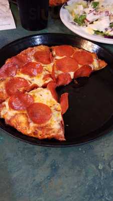 Round Table Pizza