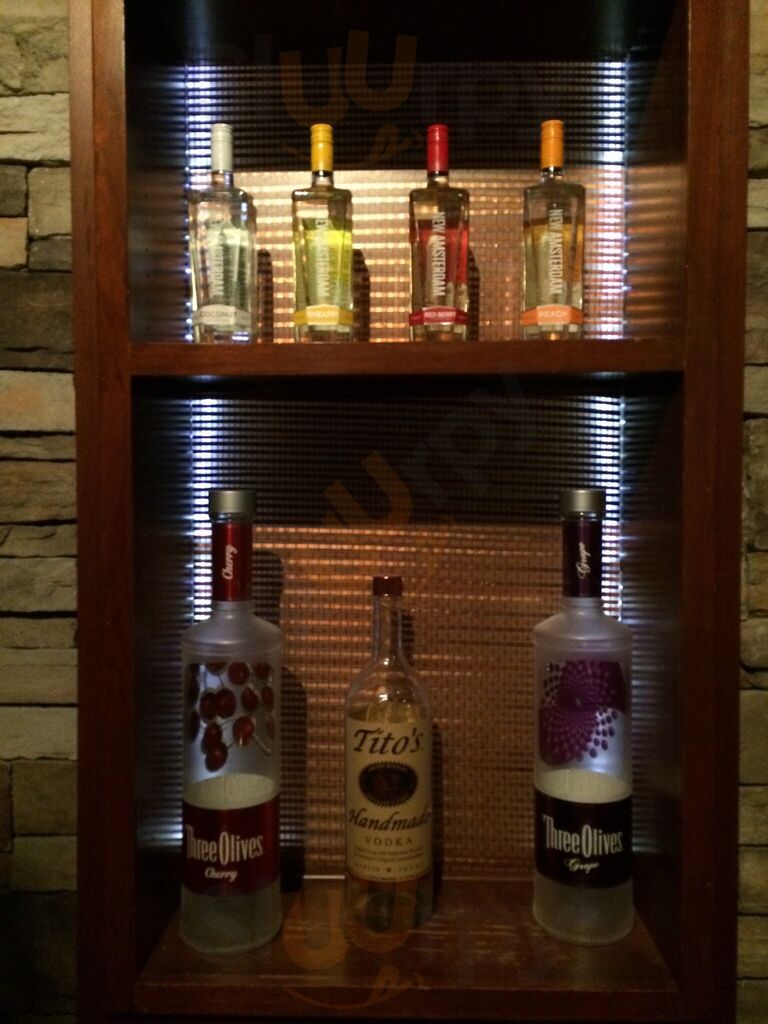 Landmark Americana Tap & Grill