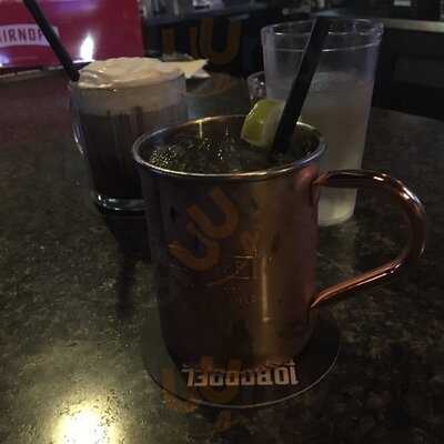 Suki's Bar And Grill