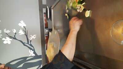 Sakura Teppanyaki & Sushi