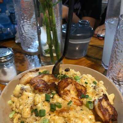 Black Nile Seafood & Soul Food