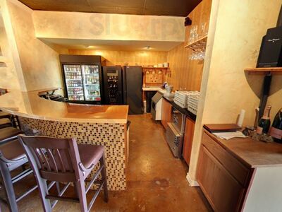 Brian's Wine And More