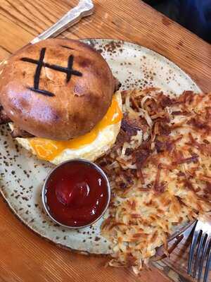 Barrel Head Brewhouse