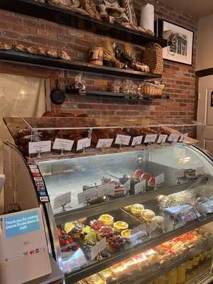 Creme Brulee Bistro & Cafe