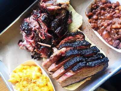 Earl's Bbq