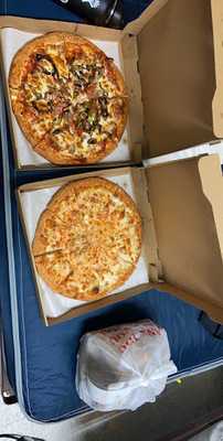 Empire Lounge And Pizzeria