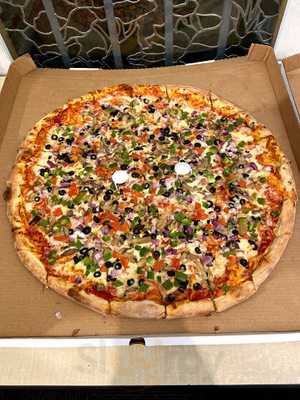 Larry's & Carol's Pizza