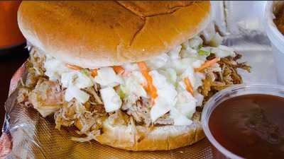 Wayne's New Skoo Bbq